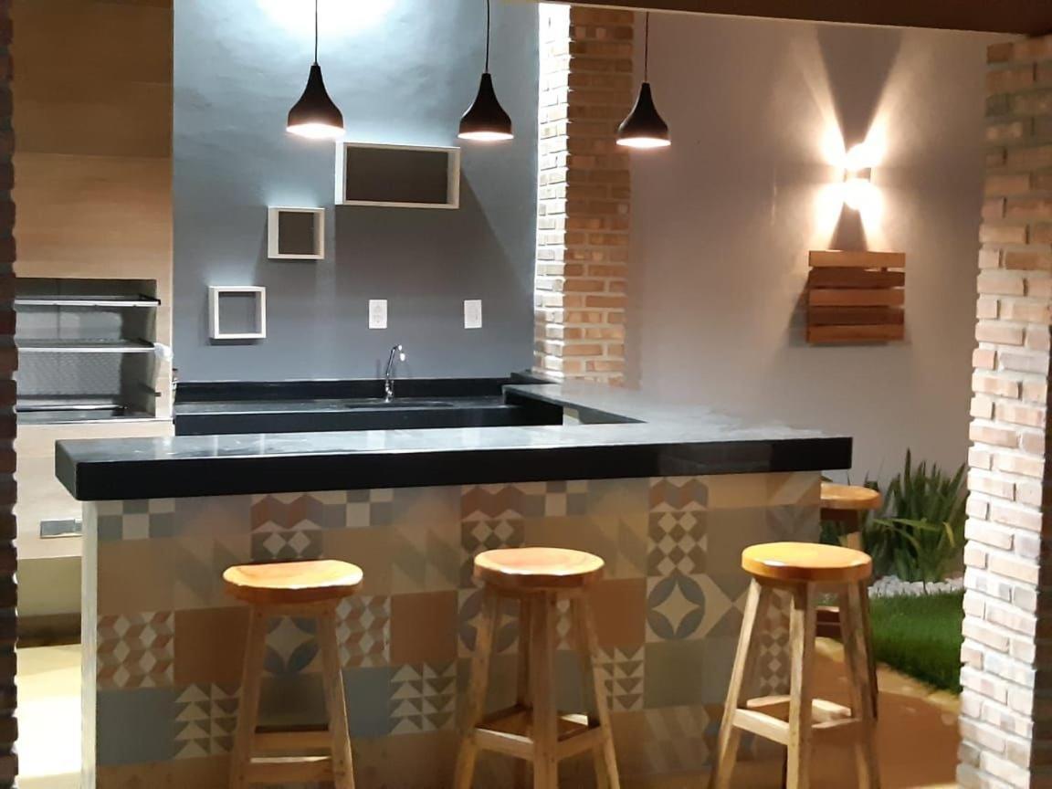 Vila Casa Com Piscina No Centro Nova Viçosa Exteriér fotografie