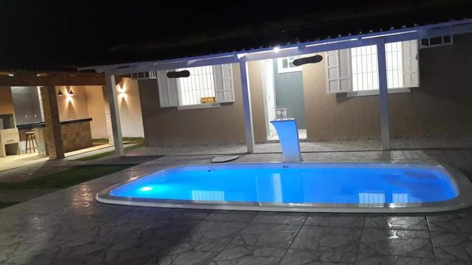 Vila Casa Com Piscina No Centro Nova Viçosa Exteriér fotografie