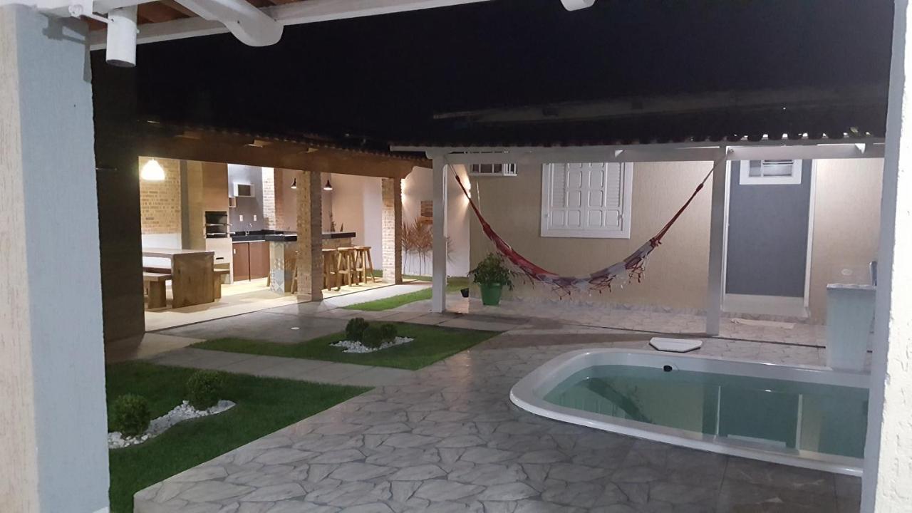 Vila Casa Com Piscina No Centro Nova Viçosa Exteriér fotografie