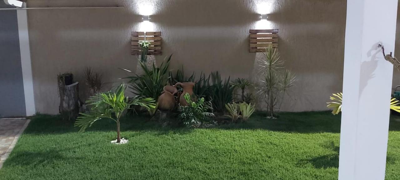 Vila Casa Com Piscina No Centro Nova Viçosa Exteriér fotografie